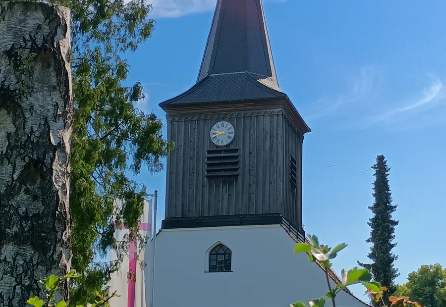 Dorfkirche an der Route